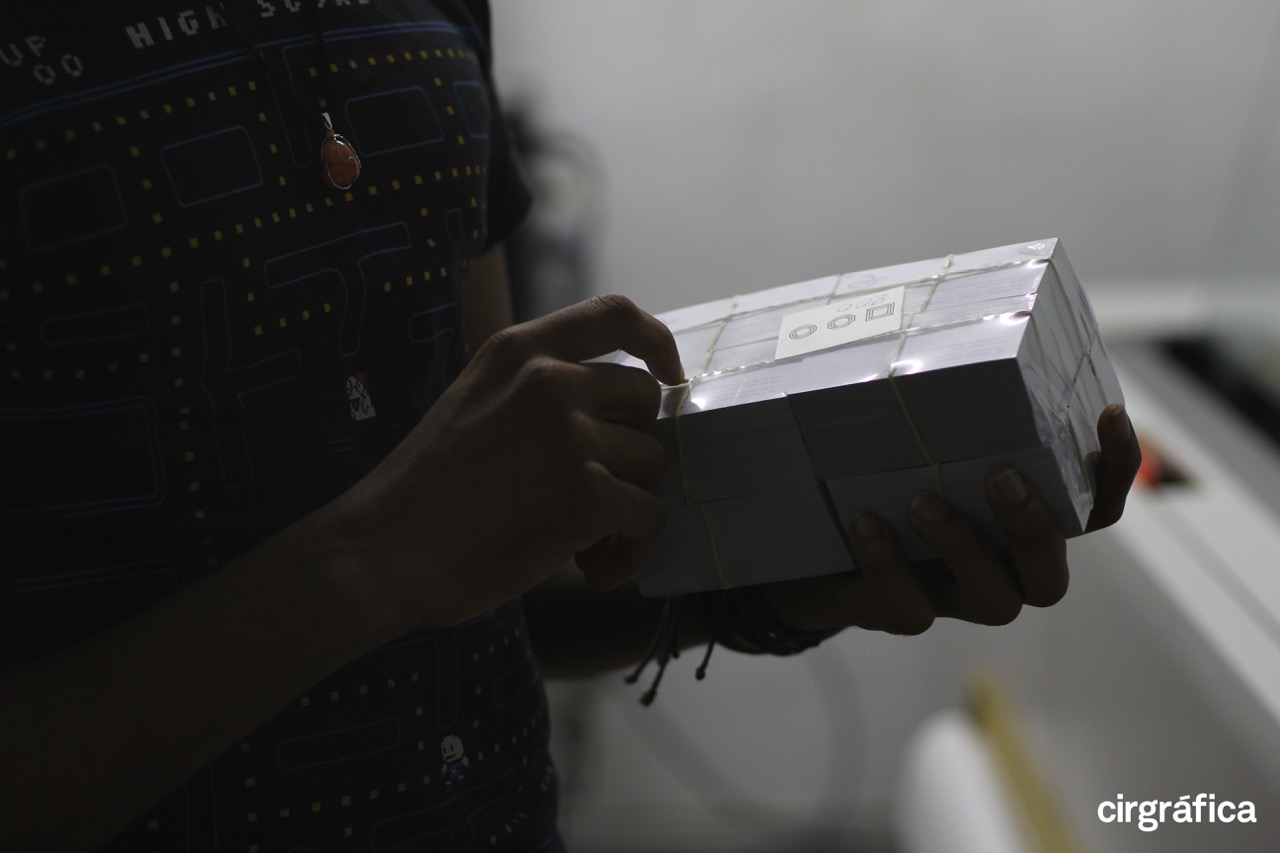 Materiais gráficos personalizados em Coari, AM — CIR Gráfica